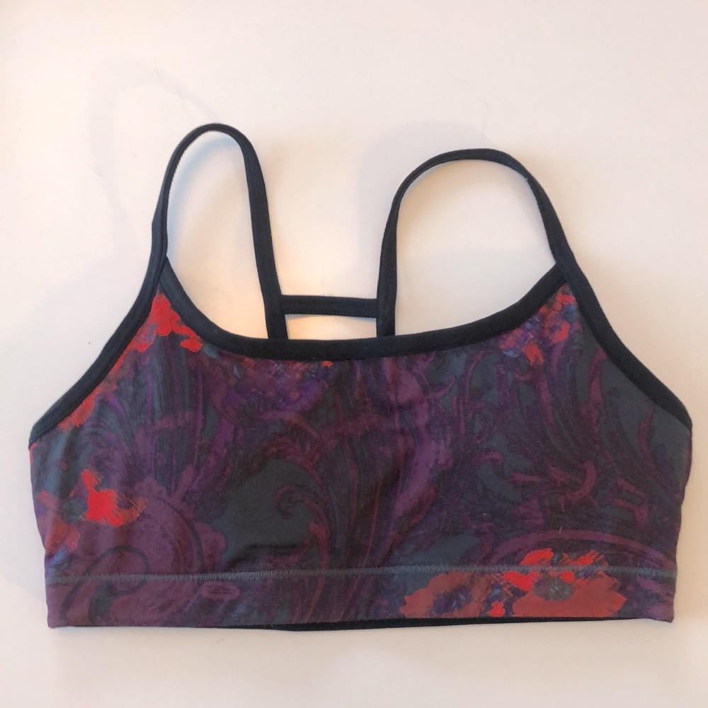 Sports Bra Fabletics